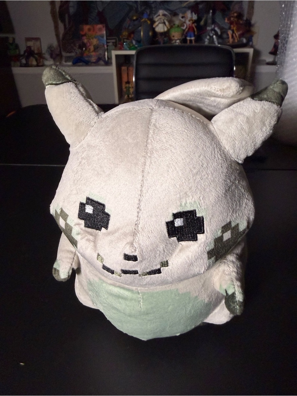 classic pikachu plush - Picture 4 of 5